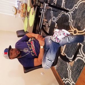 Meet your Posher, Emmanuel